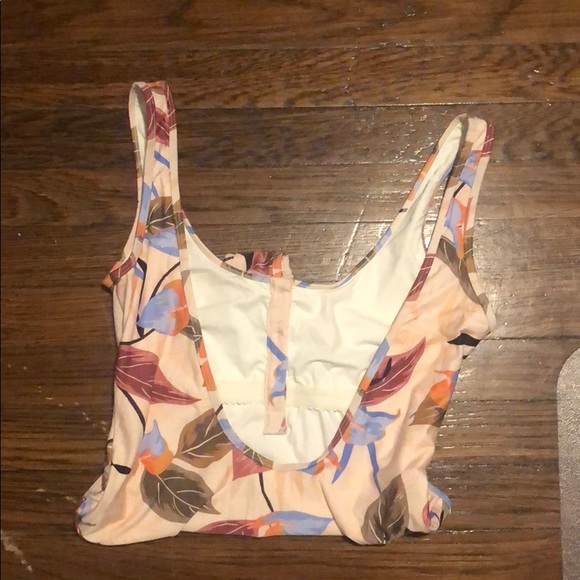 L*Space Ribbed Float On One Piece Swimsuit NWT - Picture 6 of 7